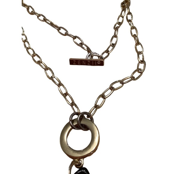 ZENZII GOLD TONE TOGGLE CHAIN BLACK ACRYLIC RESIN STATEMENT NECKLACE - Picture 6 of 7